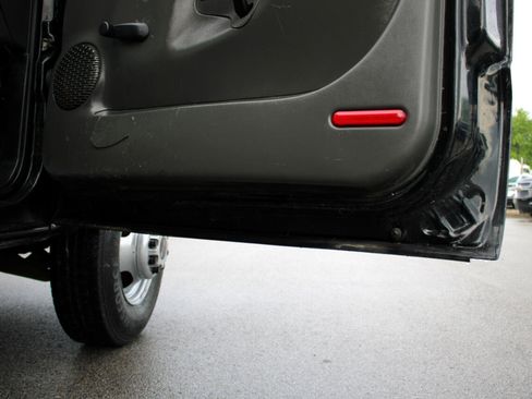 Used 2003 GMC Sierra 3500 2WD image 12