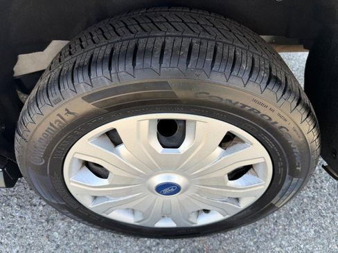 Used 2022 Ford Transit Connect XL FWD image 43