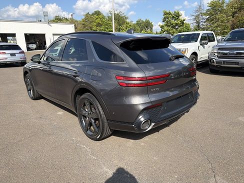 Used 2022 Genesis GV70 3.5T Sport w/ Sport Prestige Package AWD/4WD image 3
