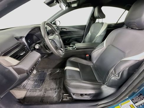 Certified 2025 Toyota Camry SE FWD image 21