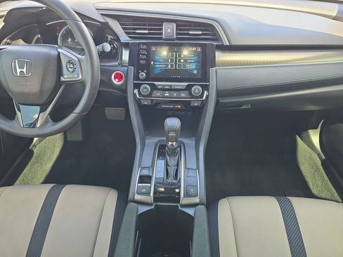 Used 2019 Honda Civic EX image 11