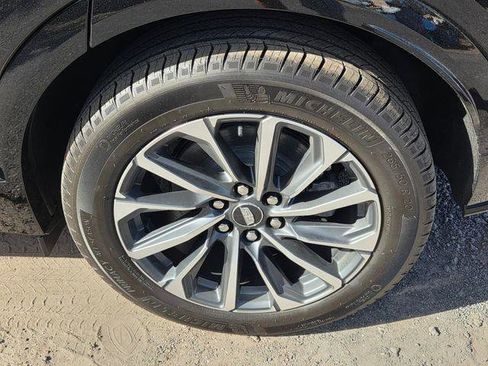 New 2026 Cadillac Lyriq Sport image 24