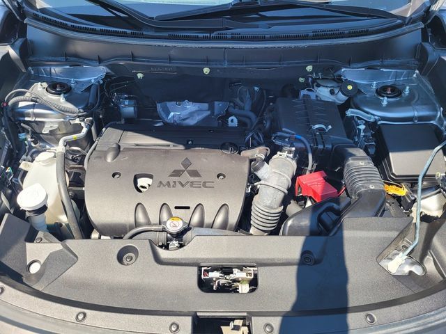 Used 2025 Mitsubishi Outlander Sport ES AWD/4WD image 27