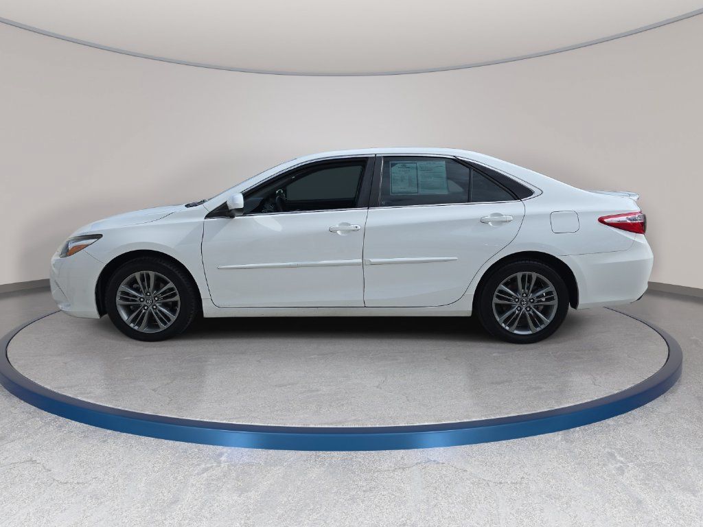 Used 2017 Toyota Camry SE FWD image 9