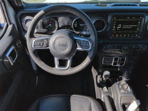 Certified 2023 Jeep Wrangler Unlimited Sahara w/ Cold Weather Group image 15