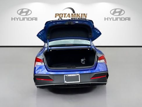 Certified 2026 Hyundai Elantra Sport image 24