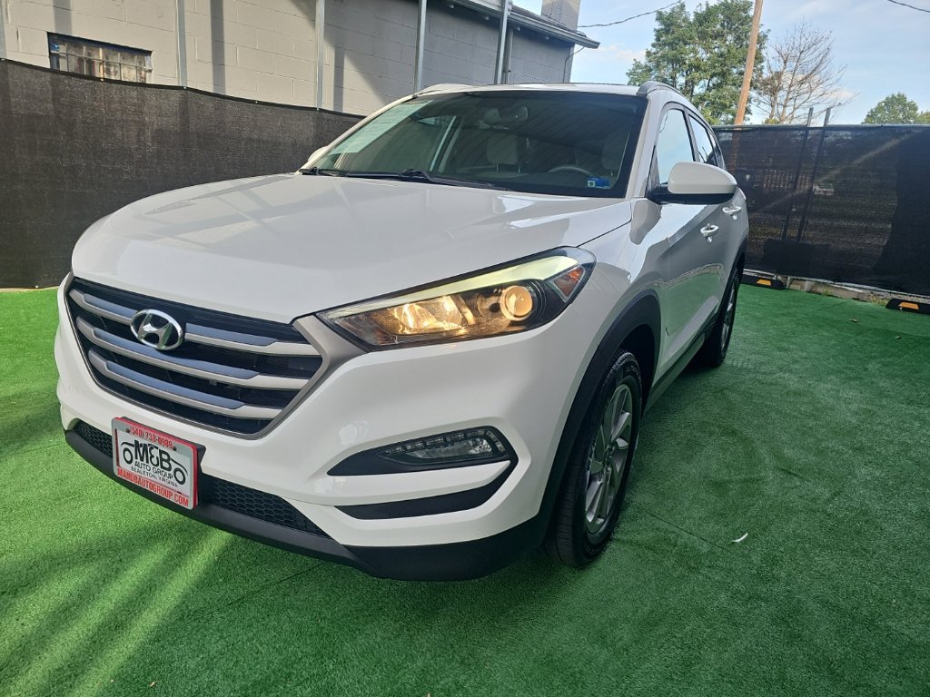Used 2016 Hyundai Tucson SE w/ Option Group 02 AWD/4WD image 8