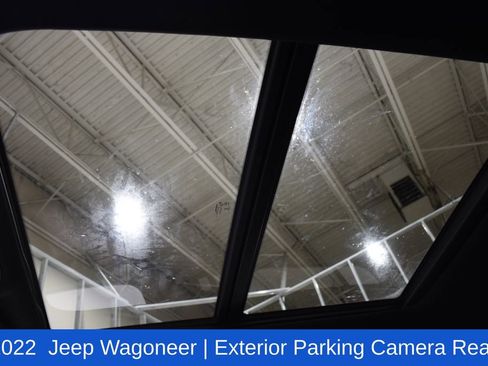Used 2022 Jeep Wagoneer Series III w/ Premium Group I image 24