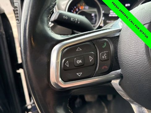 Used 2019 Jeep Wrangler Unlimited Sahara image 20