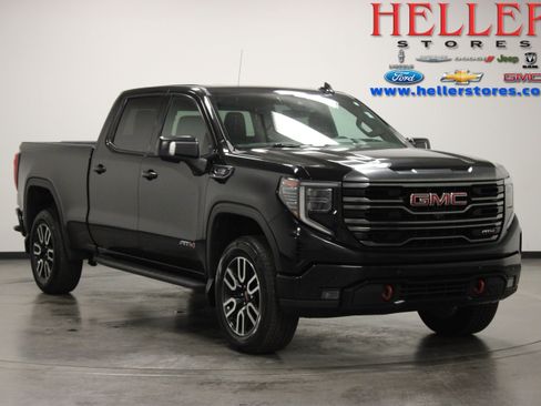 Used 2023 GMC Sierra 1500 AT4 w/ Technology Package AWD/4WD image 1