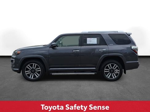 Certified 2022 Toyota 4Runner Limited AWD/4WD image 10