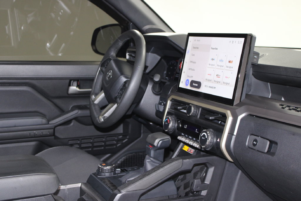 Used 2024 Toyota Tacoma TRD Sport w/ TRD Sport Upgrade Package AWD/4WD image 31