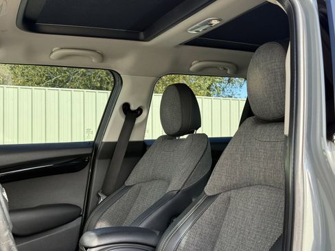 Used 2017 MINI Cooper S image 17