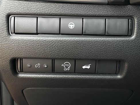 New 2026 Nissan Rogue SV FWD image 25