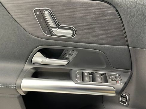 New 2026 Mercedes-Benz GLA 250 image 34