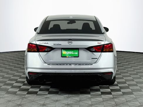 Used 2023 Nissan Altima 2.0 SR FWD image 7