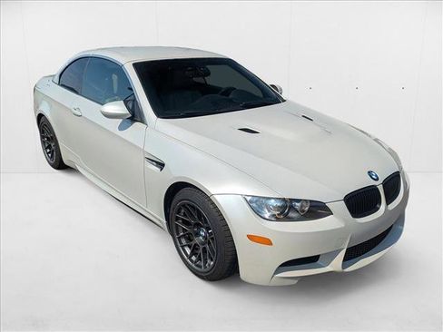 Used 2013 BMW M3 Convertible image 3