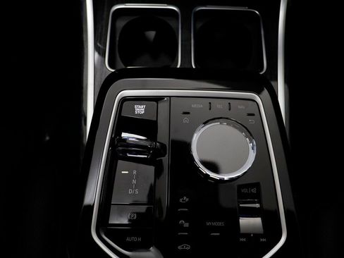 New 2026 BMW 760i xDrive w/ Executive Package AWD/4WD image 13