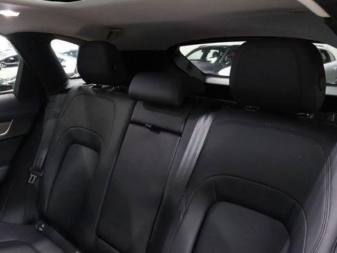Used 2021 Jaguar F-PACE image 16