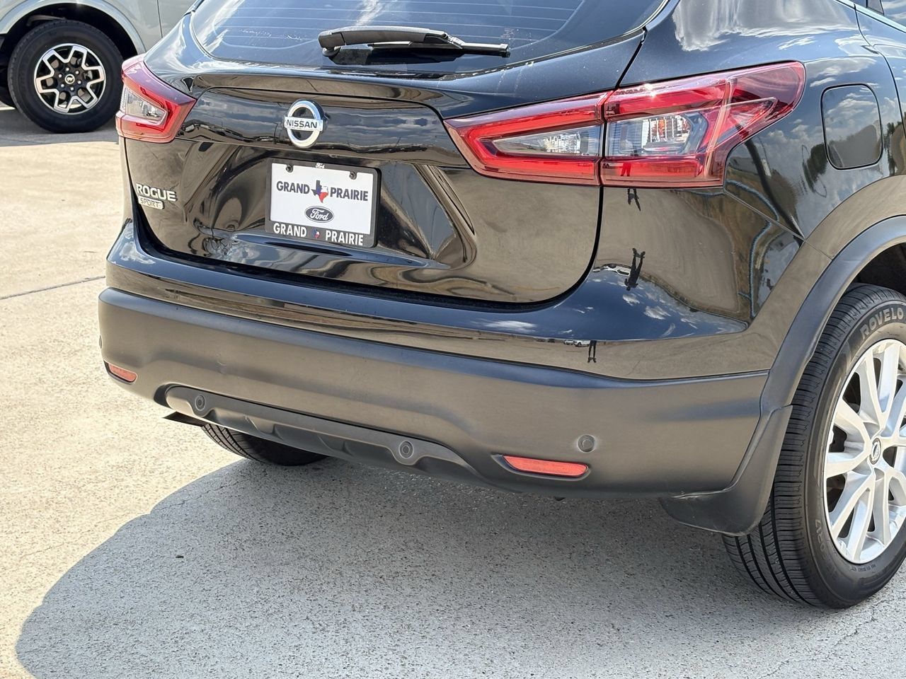 Used 2021 Nissan Rogue Sport S FWD image 8