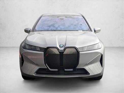 New 2026 BMW iX xDrive60 image 5