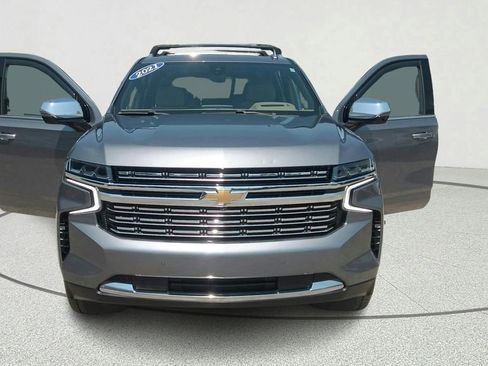 Used 2021 Chevrolet Tahoe Premier w/ Premium Package AWD/4WD image 9