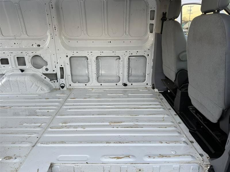 Used 2016 Ford Transit 250 130 Low Roof RWD image 14