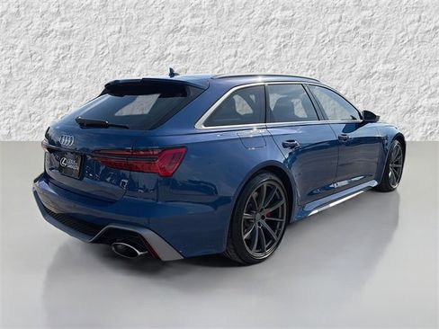 Used 2024 Audi RS 6 performance image 5
