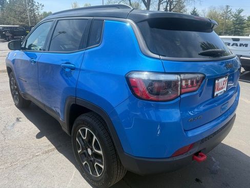 Used 2021 Jeep Compass Trailhawk AWD/4WD image 5