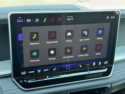 New 2026 Volkswagen Tiguan SE R-Line FWD image 13