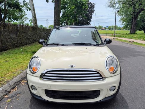 Used 2011 MINI Cooper Hardtop FWD image 6