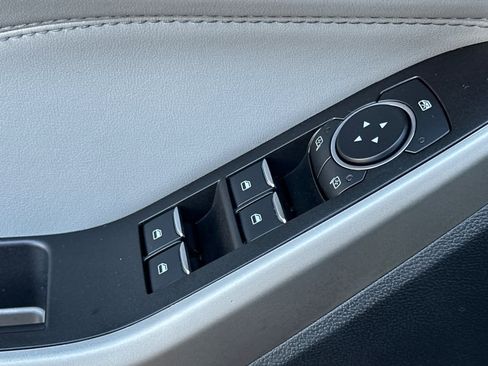 Certified 2022 Ford Explorer XLT w/ Equipment Group 202A image 14