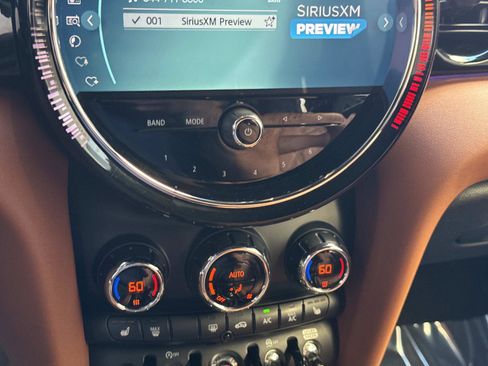 Certified 2023 MINI Cooper S w/ Signature Upholstery Package image 18