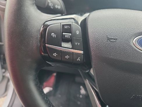 Certified 2025 Ford Escape Platinum AWD/4WD image 24