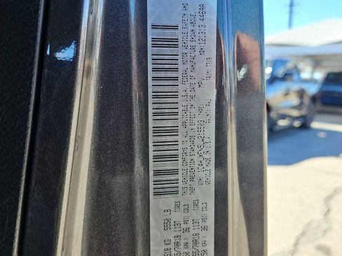 Used 2020 Jeep Wrangler Unlimited Sahara image 25