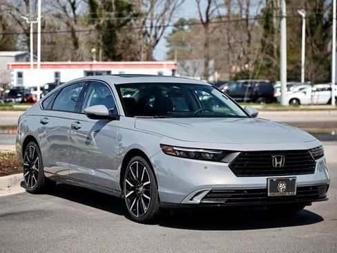 New 2026 Honda Accord Touring image 19