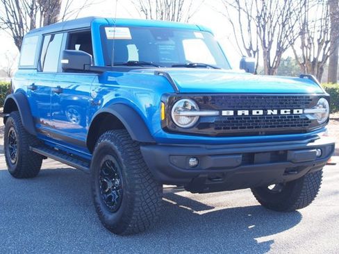 Certified 2022 Ford Bronco Wildtrak image 1