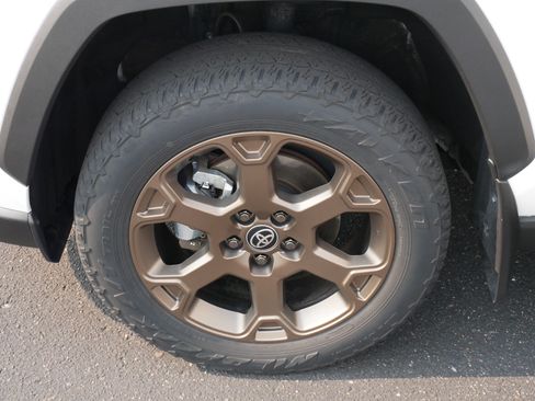 Used 2023 Toyota RAV4 AWD Hybrid image 15