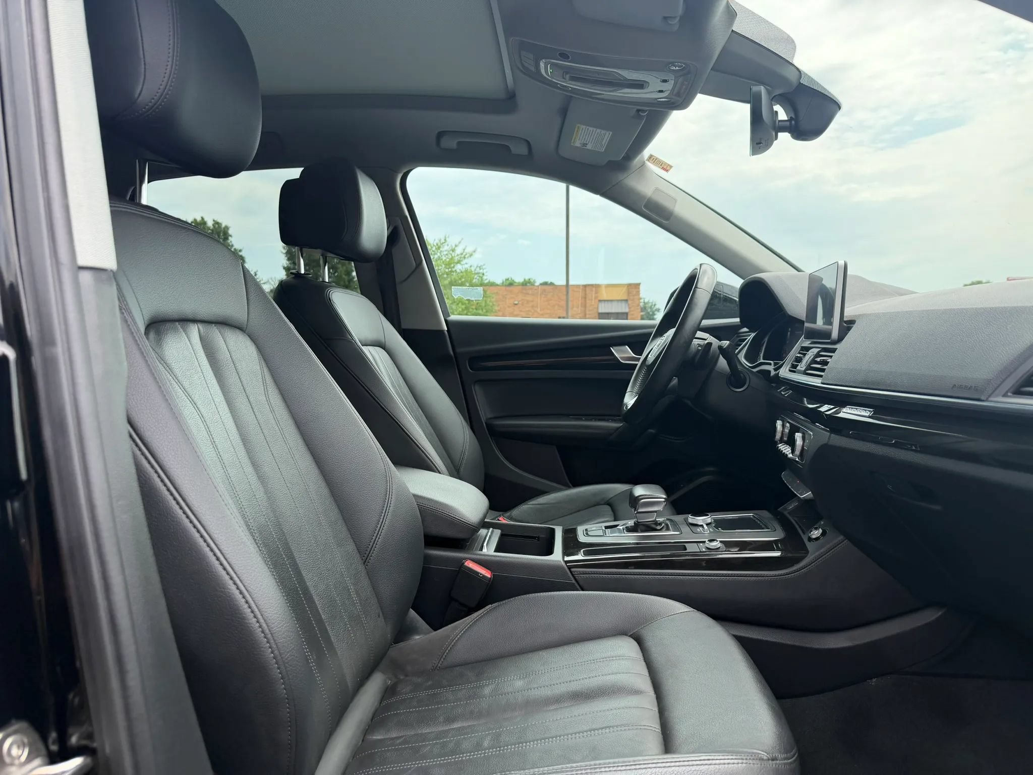 Used 2019 Audi Q5 2.0T Premium Plus AWD/4WD image 24