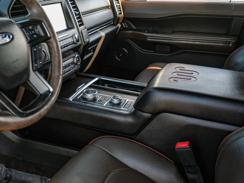 Used 2020 Ford Expedition Max King Ranch image 24