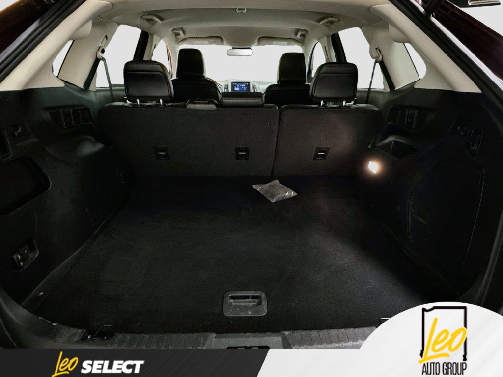 Used 2022 Ford Edge Titanium AWD/4WD image 28