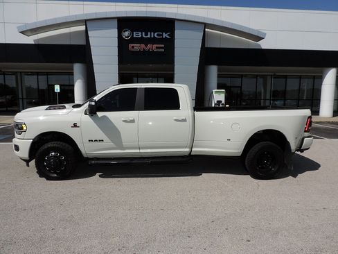 Used 2024 RAM 3500 Laramie w/ Night Edition AWD/4WD image 8