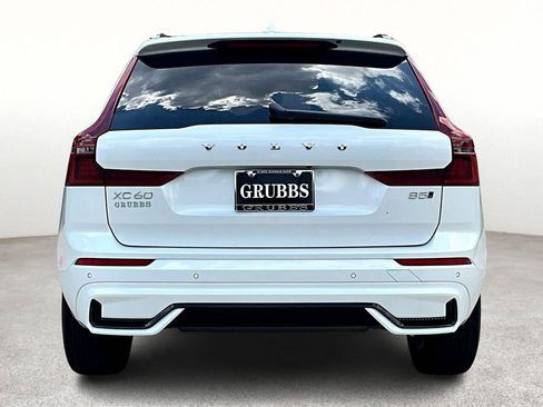 New 2026 Volvo XC60 B5 Core image 7
