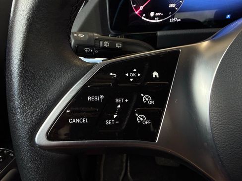 Used 2025 Mercedes-Benz GLA 250 image 38