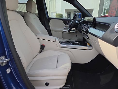 Certified 2026 Mercedes-Benz GLB 250 4MATIC image 19