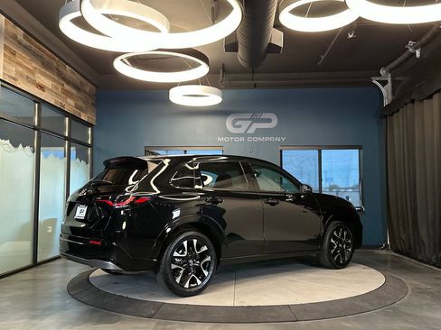 Used 2026 Honda HR-V EX-L image 3