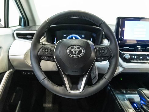 New 2026 Toyota Corolla Cross LE AWD/4WD image 16