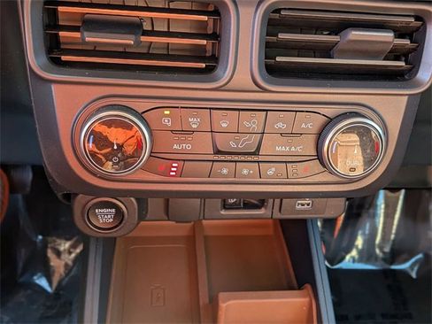 Used 2023 Ford Maverick Lariat w/ Lariat Luxury Package image 24