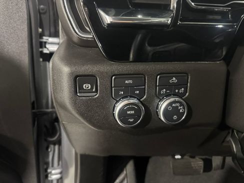 Used 2024 GMC Sierra 1500 SLE AWD/4WD image 39