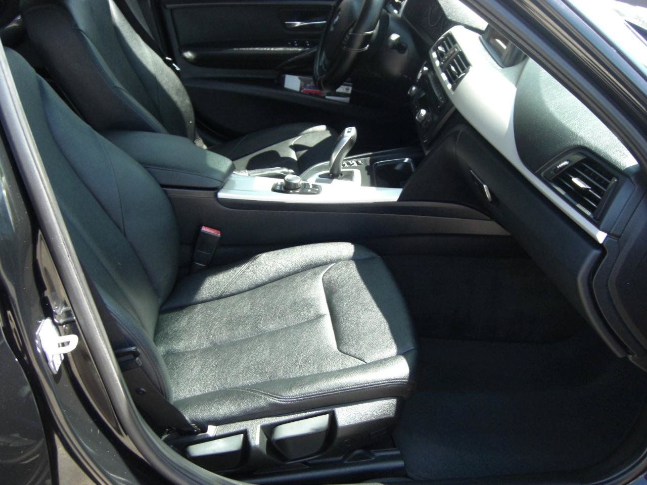 Used 2014 BMW 320i Sedan RWD image 14